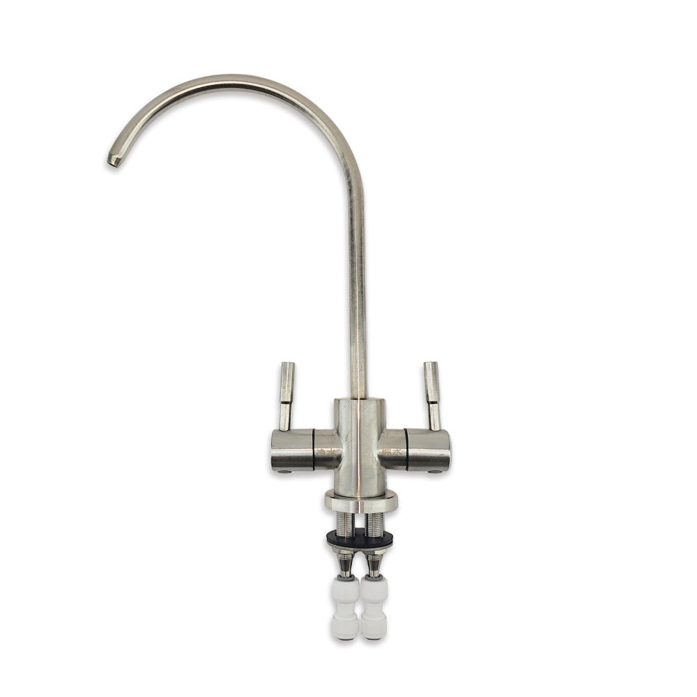 This 2 outlet chrome plated brass tap is suitable for cold filtered water, carbonated water, or ambient temperature water.  