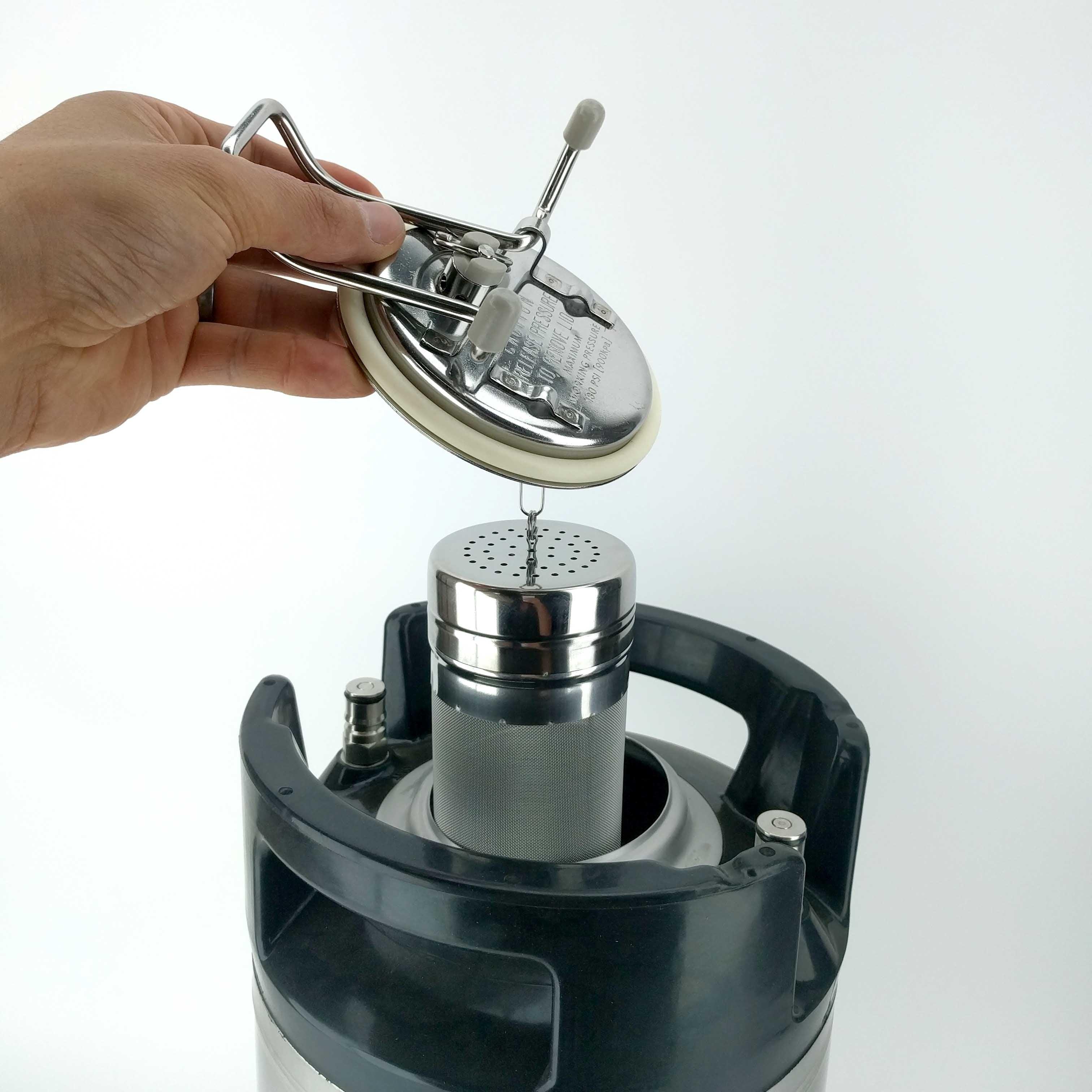 9.5L Ball Lock Keg with rubber base and handle - KegLand