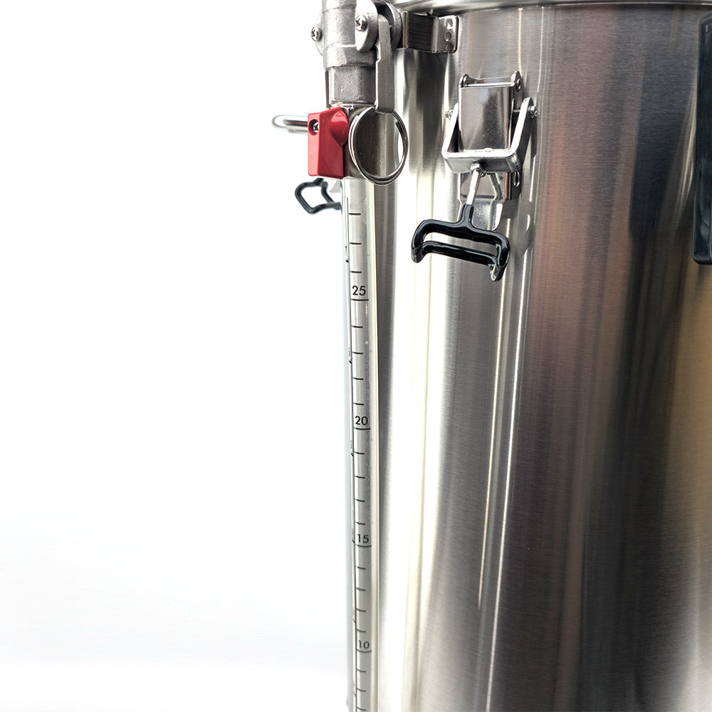 Suits 35L BrewZilla Gen 3 to 3.1.1 and 4 breweries. This will enable you to see the liquid level through the incredibly strong and crack resistant PPSU sight glass.