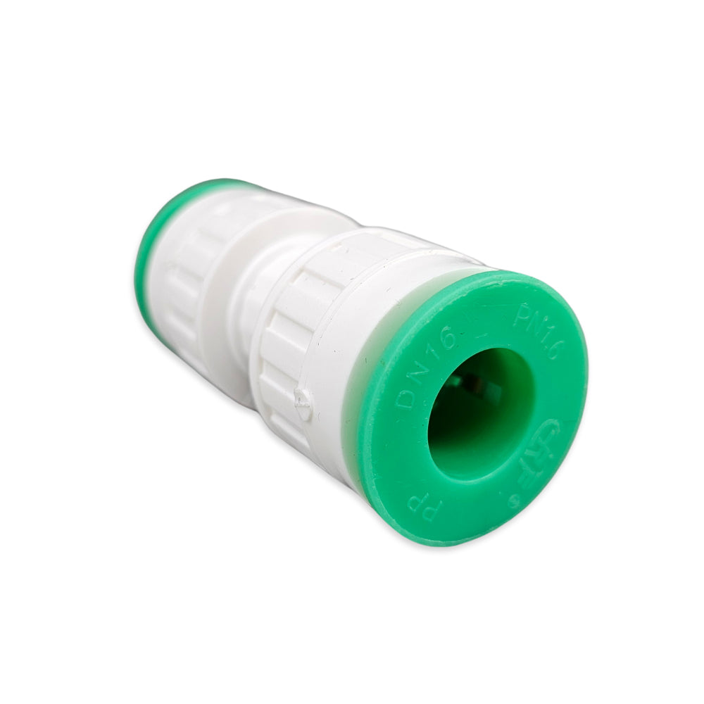 Suited to EVABarrier Lightbarrier Hydroponics hosing, this particular fitting is used to join two hoses together in a straight line.